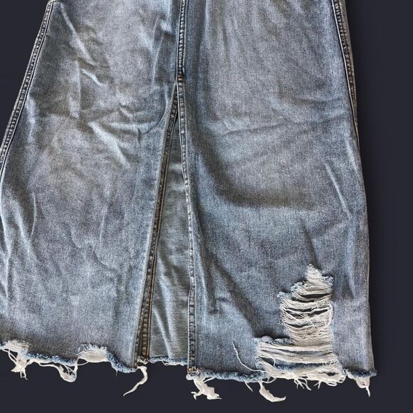 Y2K Distressed high rise blue denim midi skirt - Picture 3 of 6